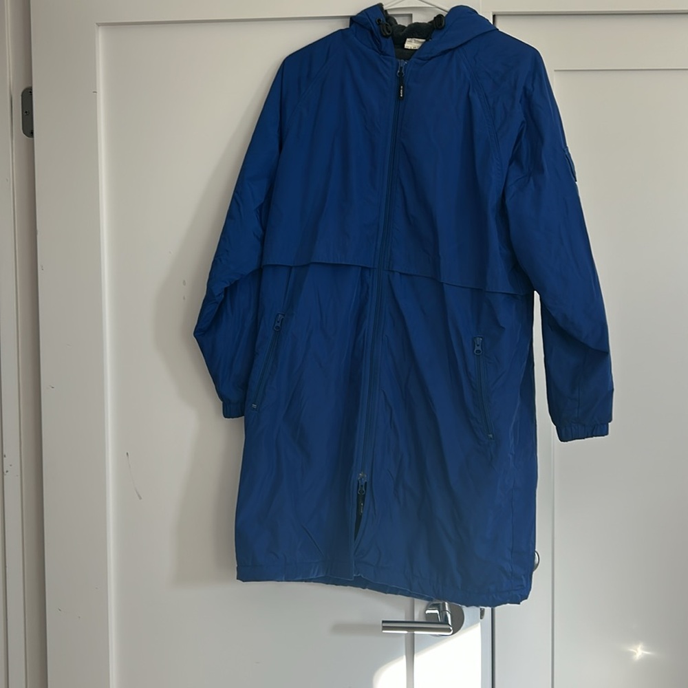 Parka - Picture 3 of 7